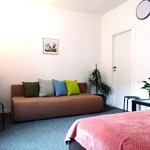 Pensjonat Prywatny W Sercu Warszawy 6, Warszawa